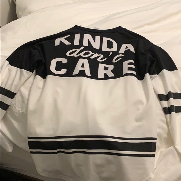 Urban Planet “kinda don’t care” pullover - Picture 2 of 3